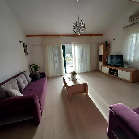 Apartment Fjaka Vis